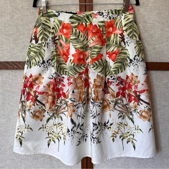 Talbots Floral Pleated A-Line Floral Skirt - Size 6P - Picture 2 of 11